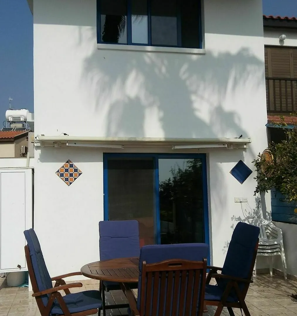 Apartment Il Mare Beach House Larnaca Cyprus